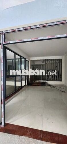 Cho thuê nhà nguyên căn đường Bàu Cát 8x20 trệt 4 lầu