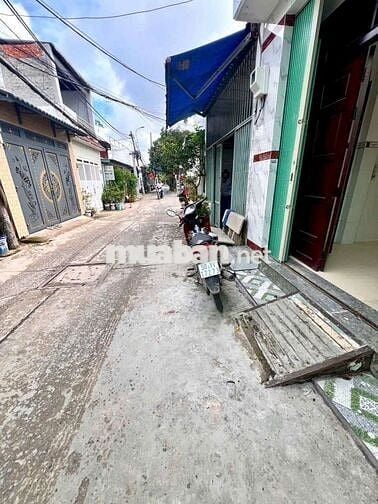 BÁN GẤP NHÀ QUẬN BÌNH TÂN GIÁ 1 Tỷ 7 (Sổ Hồng Riêng)