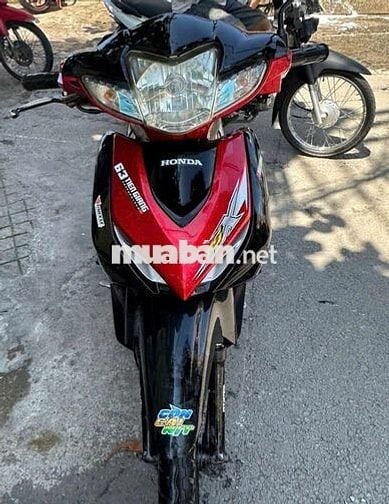 Xe máy Honda Wave RSX màu đỏ đen, sản xuất 2009