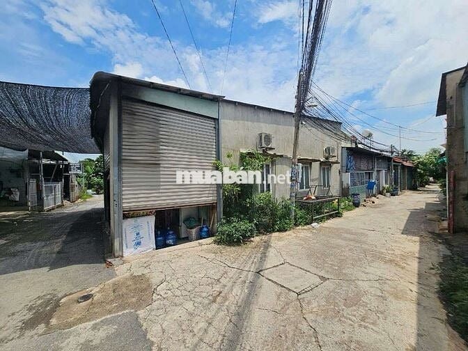 Nhà cấp 4 gần trung tâm Y Tế, chợ Dĩ An 1 và BigC Go