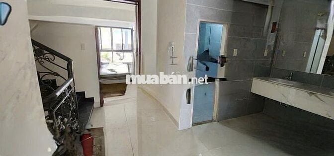 Cho thuê nhà nguyên căn đường Bàu Cát 8x20 trệt 4 lầu