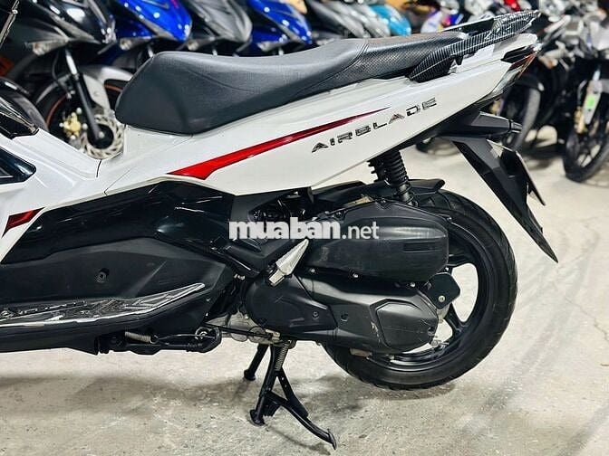 XE MÁYTHANH TÙNG_AIR BLADE 125 TRẮNG BIỂN 29 ZIN