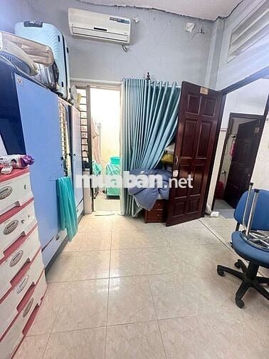 Bán nhà:5(nở hậu 8)x20 mặt tiền hẻm 1247, huỳnh tấn phát, Q7 (củ)