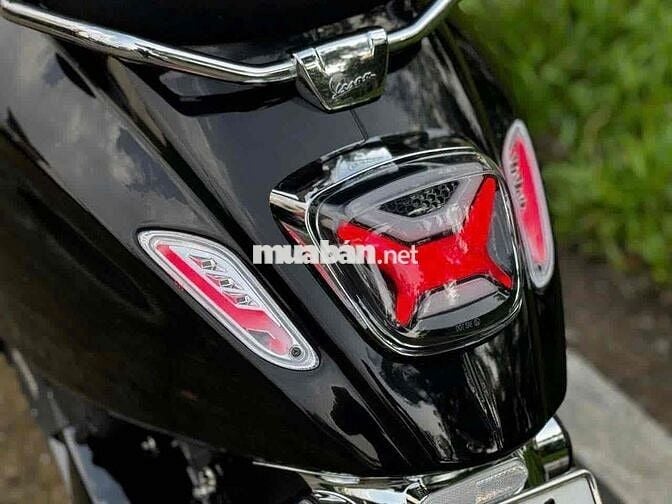 vespa 2017 bstp 9c kiễng đẹp zin nợ xấu trả50% ạ