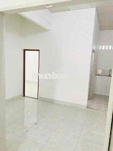 Nhà cấp 4 sân rộng gồm 3PN diện tích 100m2 tại đường số 4 Trường Thọ