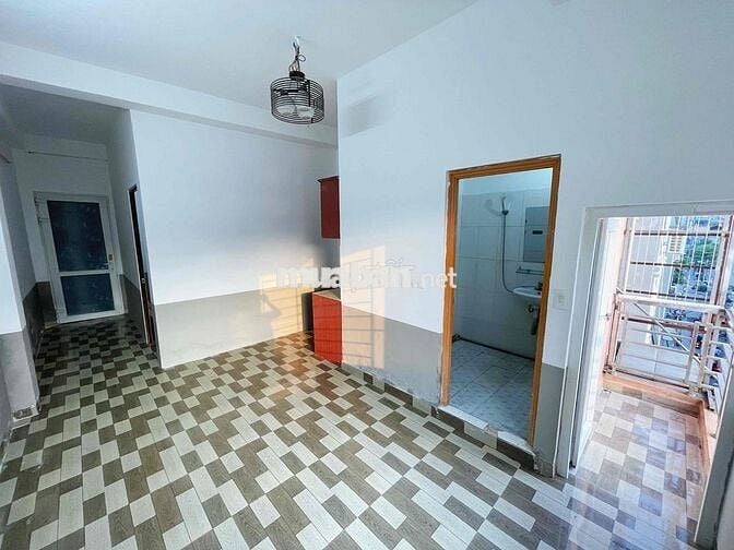 ĐẦU PHỐ TRIỀU KHÚC -1N1K FULL ĐỒ - Ở luôn - Ô tô đỗ cửa - Gần Utt,ptit