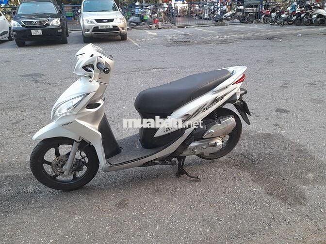 Gia đình cần bán xe Honda Vision bks hanoi  máy mó