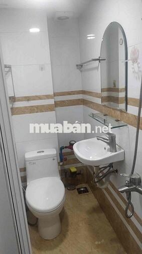 Studio bancon siêu thoáng ngay trung tâm Q4