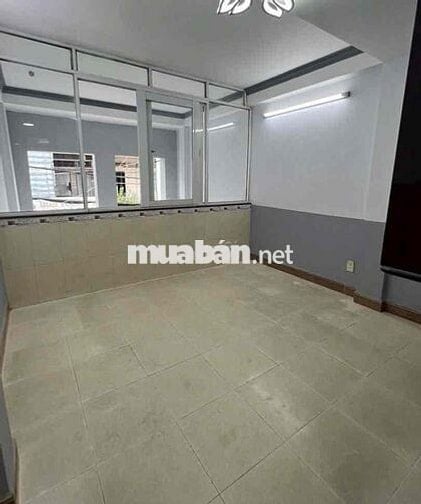 Nhà Mới Đẹp Hẻm Xe Tải Tránh Nhau Đường Lạc Long Quân, 3Lầu 7PN 4WC