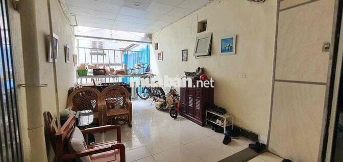 Bán tập thể Phạm Văn Đồng, 140m2, 4n, 3vs. Giá 4.4 tỷ