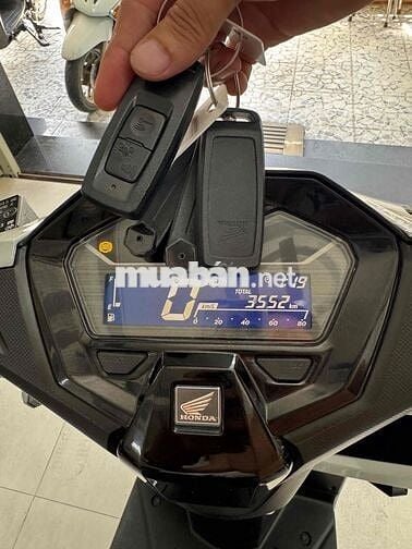 Vario 160cc ABS 2 Đĩa Bản Đặt Biệt..Chạy 3.500Km