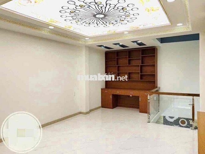 Cho thuê nguyên căn 7/20D Trần Quang Diệu