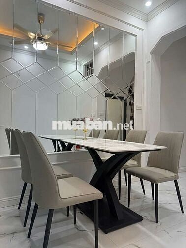 BÁN CHUNG CƯ TRỊNH VĂN BÔ 81M.2N.2VS.  GIÁ CHỈ 2,5TỶ