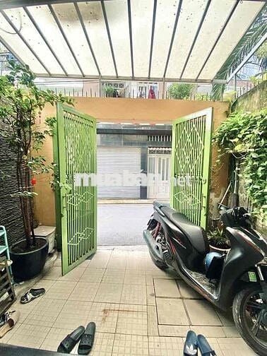 Hẻm ô tô thông-53m2-4PN đường Thích Quảng Đức