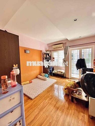 Hẻm ô tô thông-53m2-4PN đường Thích Quảng Đức