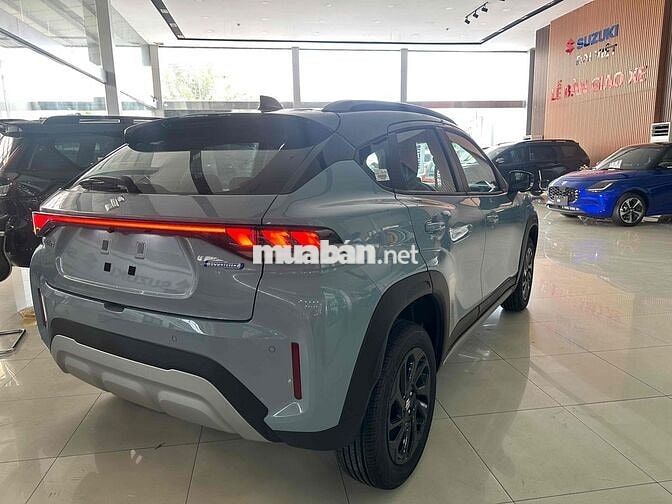 Suzuki fronx 2025 đủ màu giao ngay ưu đãi chốt sớm