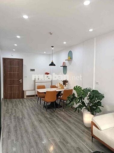 Cực hot! Toà 2A Hưng Thịnh, 56m, 2pn, có sổ, nội thất mới tinh