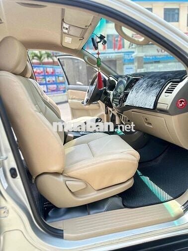 Toyota Fortuner 2013 - AT 4x4.