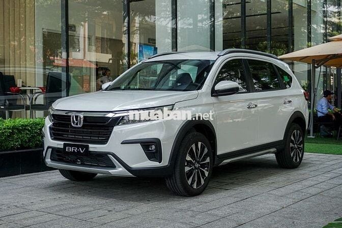 Honda BR-V L mới, hưởng 100%thuế, đưa trước 134tr