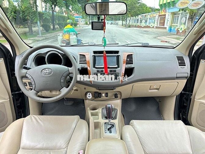 Toyota Fortuner 2010 2.7V - hồ sơ cầm tay
