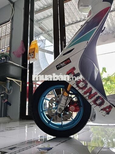Xe máy Honda Dio 49cc màu trắng