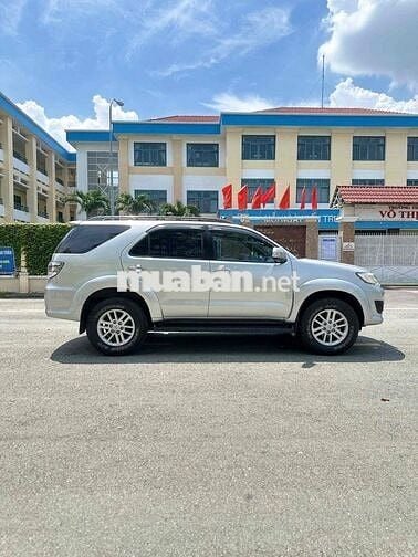 Toyota Fortuner 2013 - AT 4x4.
