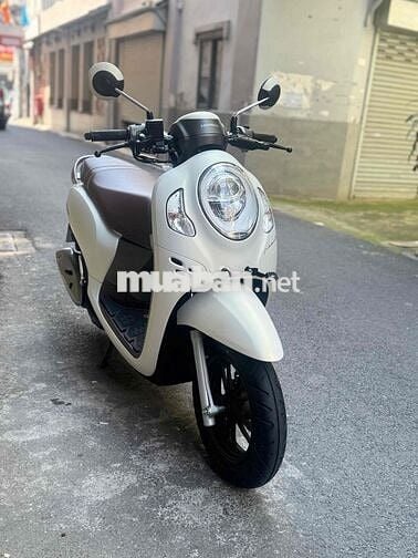 2024 Scoopy trắng ngọc trai nhám9c