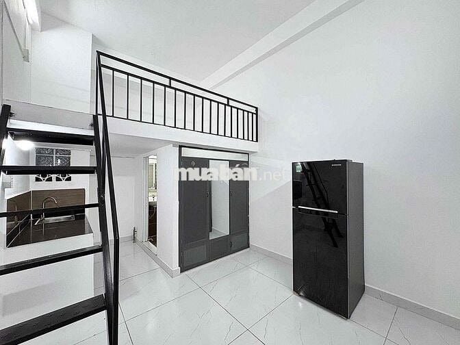 gác cao đứng được gần VLu - gần Cầu Bình Lợi✅ Khu sinh viên ăn