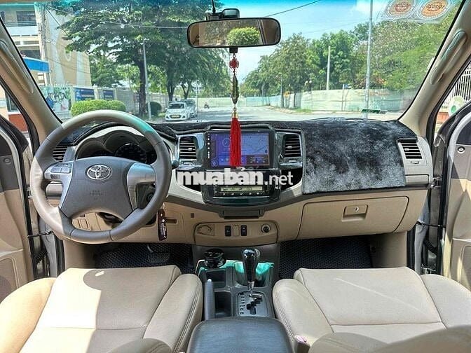 Toyota Fortuner 2013 - AT 4x4.