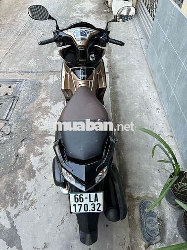 Ab 2014 xe đẹp máy zin êm đúng chủ chỉ 13tr8