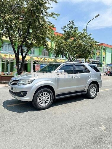 Toyota Fortuner 2013 - AT 4x4.