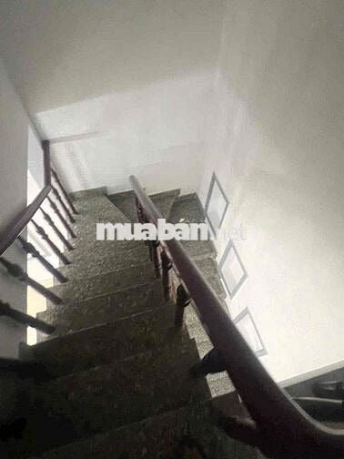cho thuê nhà 1/ sau căn mt nguyễn tư giãn p12 ( 4x14) trệt , lầu , 3pn