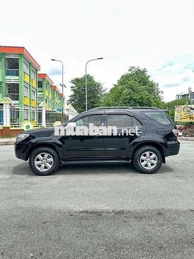 Toyota Fortuner 2010 2.7V - hồ sơ cầm tay
