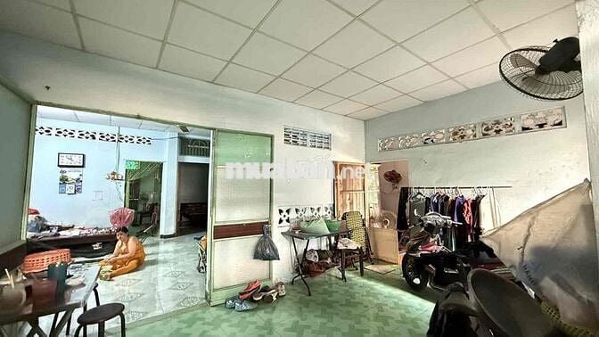 LÊ VĂN DUYỆT 🔥🚀 DT: 128M2 - 1 ĐỜI CHỦ - TIỆN XÂY MỚI - HẺM XE HƠI