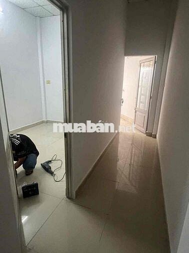 cho thuê nhà 1/ sau căn mt nguyễn tư giãn p12 ( 4x14) trệt , lầu , 3pn