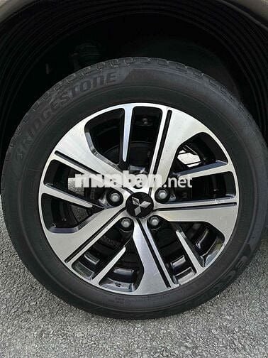 Mitsubishi Xpander 2019 1.5 MT - hs cầm tay