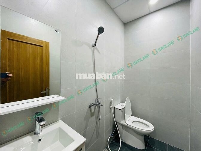 CHO THUÊ CĂN HỘ 1 PHÒNG NGỦ CÓ BAN CÔNG NGAY TRUNG TÂM ĐẦY ĐỦ TIỆN ÍCH