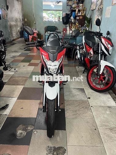 mới về SONIC (trắng đỏ) xe mới tin nhe ac oi