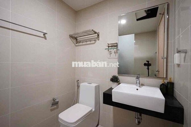 Cho thuê căn hộ 2 phòng ngủ 2WC. chung cư Golden Mansion. p9 Phú Nhuận