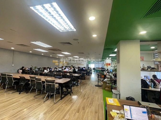 CẦN CHO THUÊ LẠI GẤP – VĂN PHÒNG VIGLACERA HẠNG B TRUNG TÂM, GIÁ CỰC T