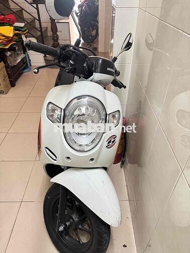 cần bán xe tay ga coppy nhà ít đi còn rất mới