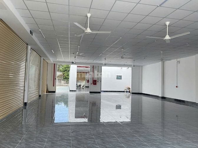 CHO THUÊ KHO XƯỞNG 1.300m2 TẠI XUÂN THỚI THƯỢNG – HÓC MÔN 🏭