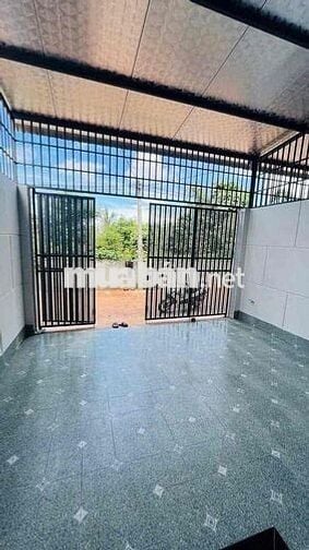 Chuyển về Đồng Nai công tác nên nhờ bán lại căn nhà ở hẻm 473 ymoan.