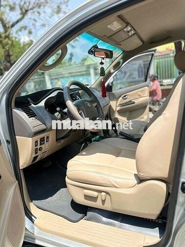 Toyota Fortuner 2013 - AT 4x4.