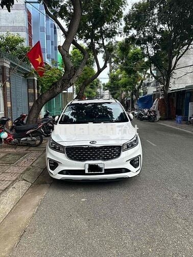 Kia sedona 2019 - xe nhà sử dụng