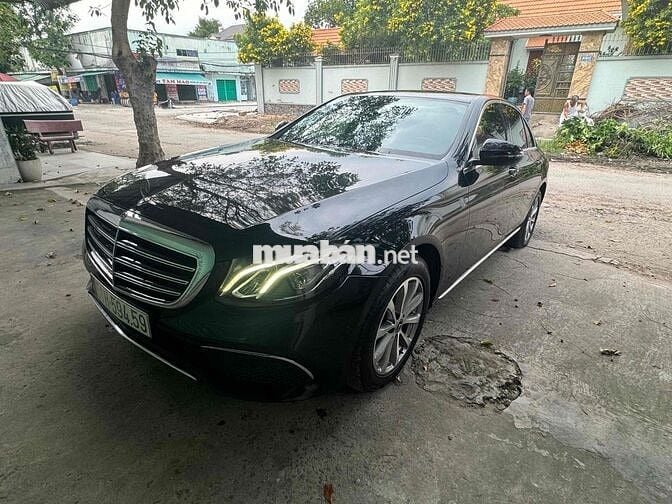 Mercedes Benz E Class 2019 E200 - 96000 km