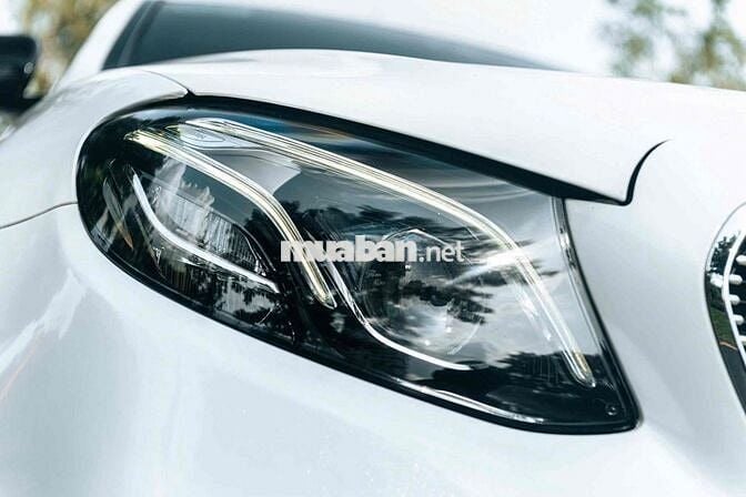 LONG ANH AUTO về Mercedes E200 Sport 2019