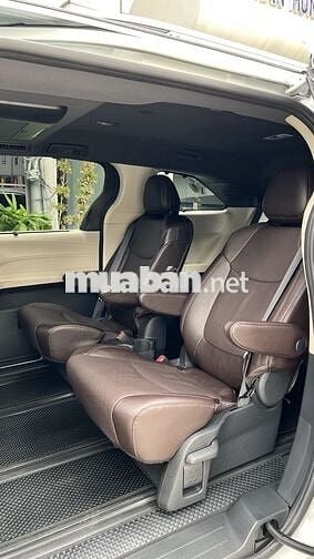 Toyota Sienna 2021  - 330000 km