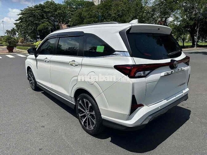 Bán Toyota Veloz Cross 2022 CVT Top hỗ trợ bank