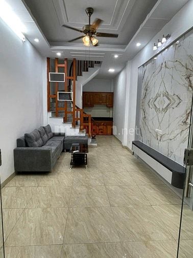 Nhà riêng tại Vĩnh Hưng  30m², 4 tầng, 3PN và 3WC, Ô tô đỗ cửa